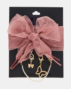 SHOE LACES AND CHARMS PINK