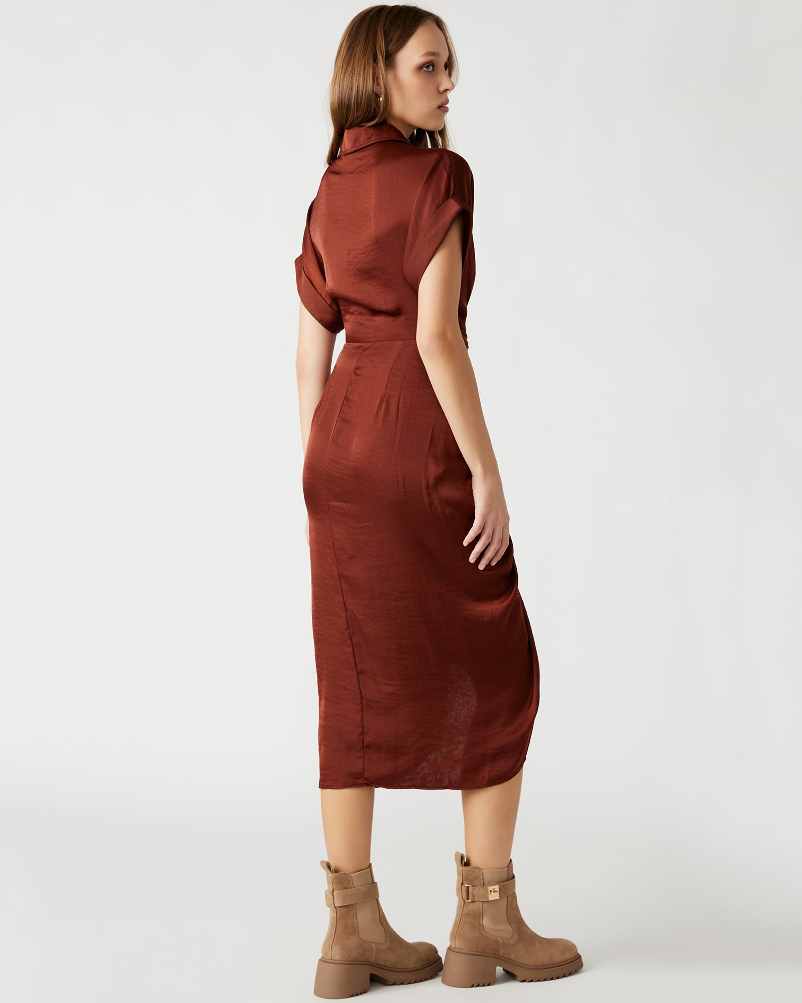 TORI DRESS BROWN - Image 4