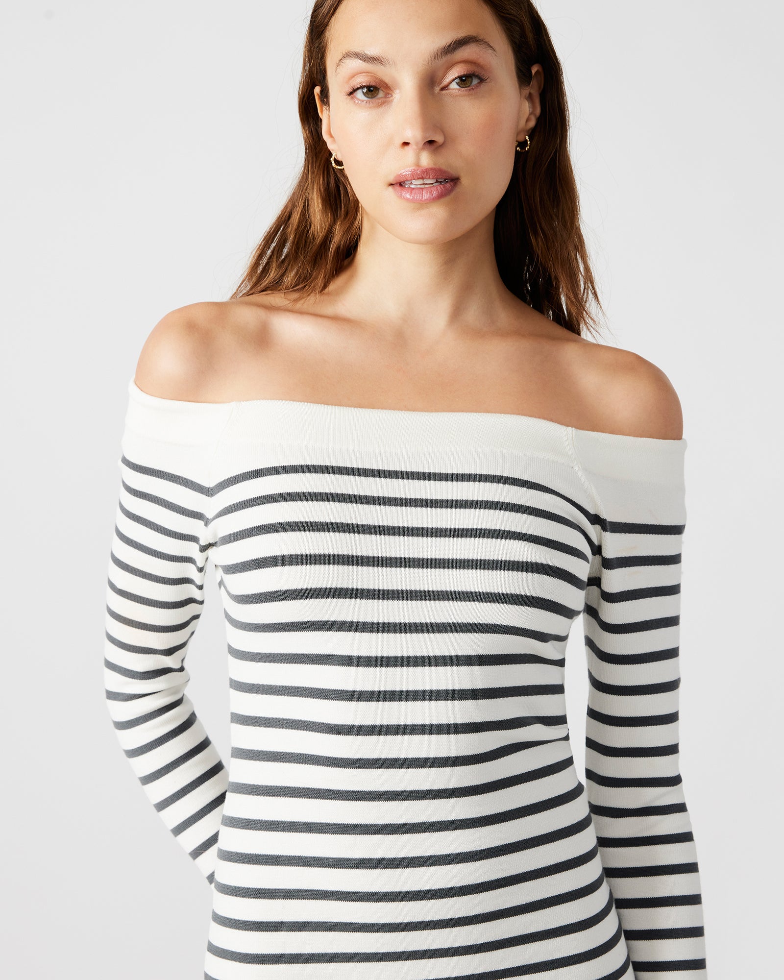 NOA SWEATER DRESS WHITE/BLACK - Image 5