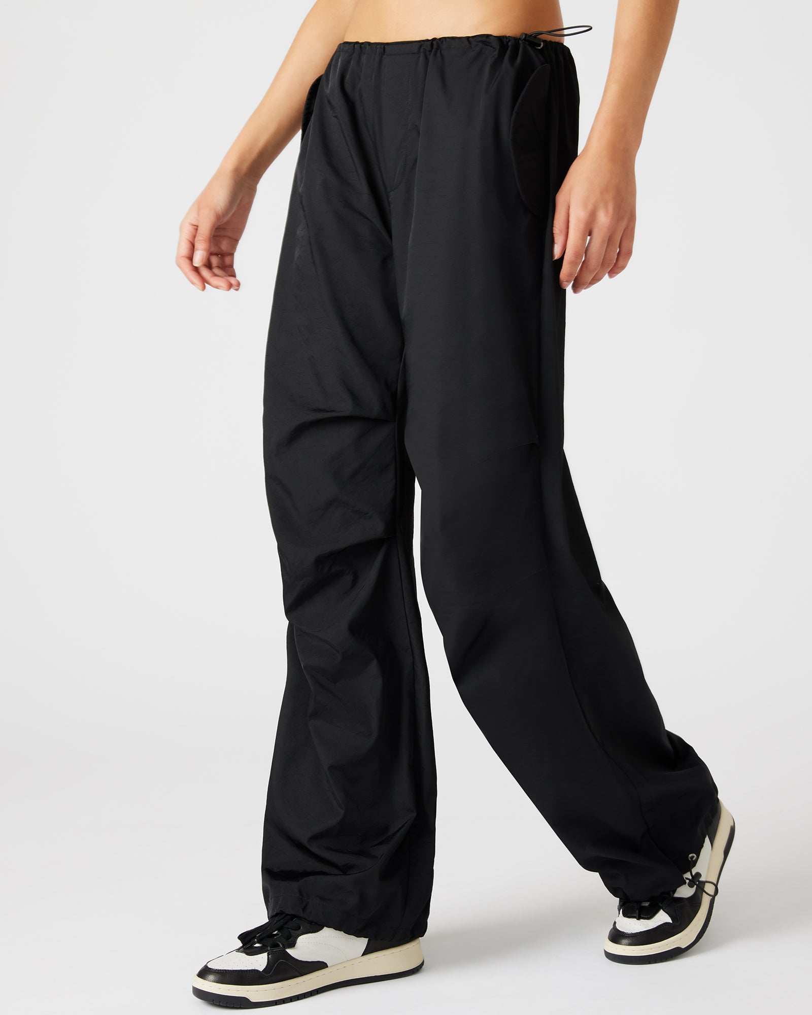 PIA PARACHUTE PANT BLACK - Image 3