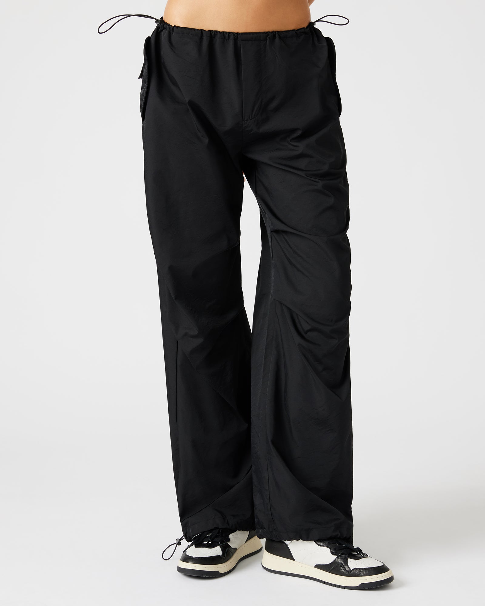 PIA PARACHUTE PANT BLACK - Image 2