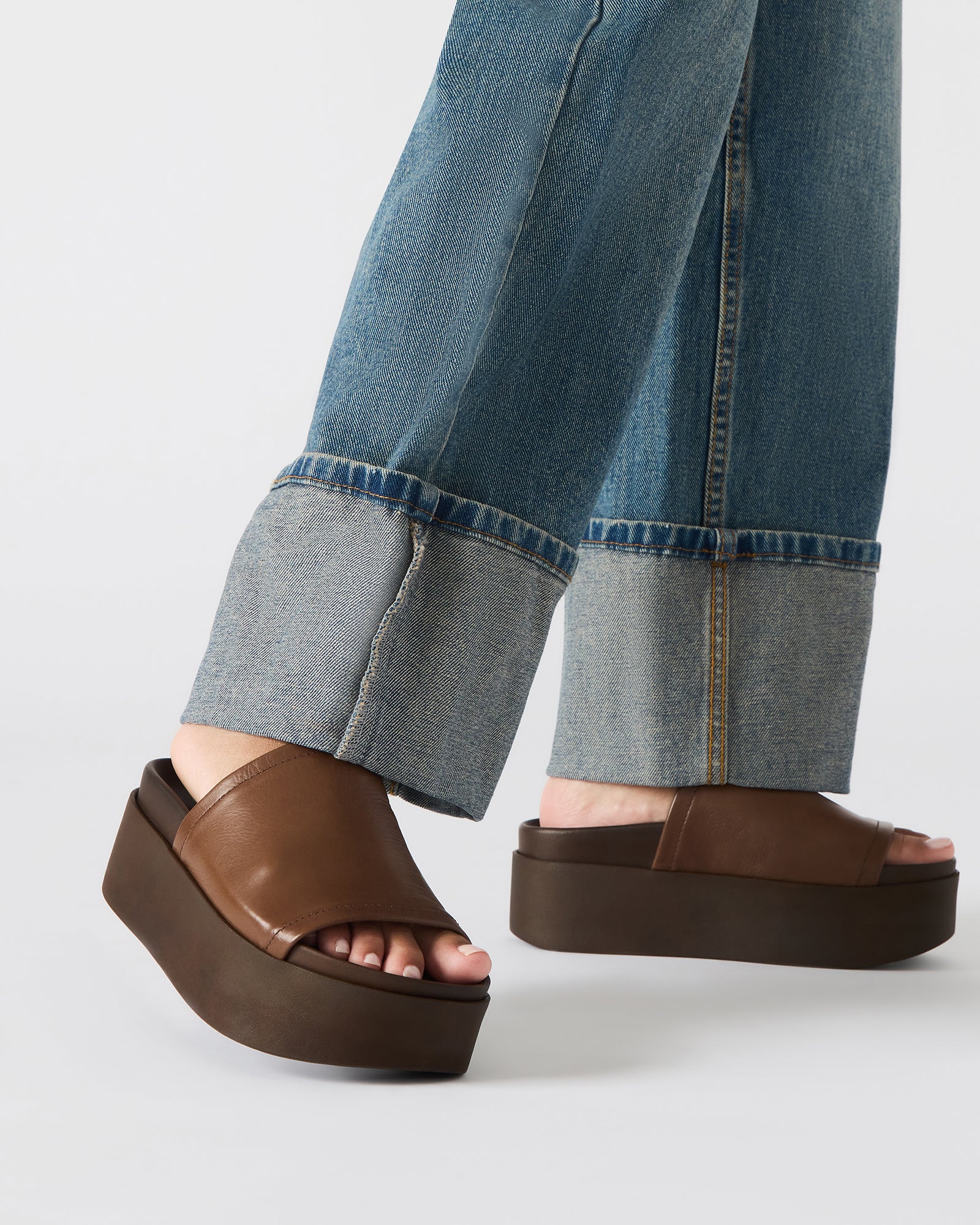 ARWEN BROWN LEATHER - Image 2