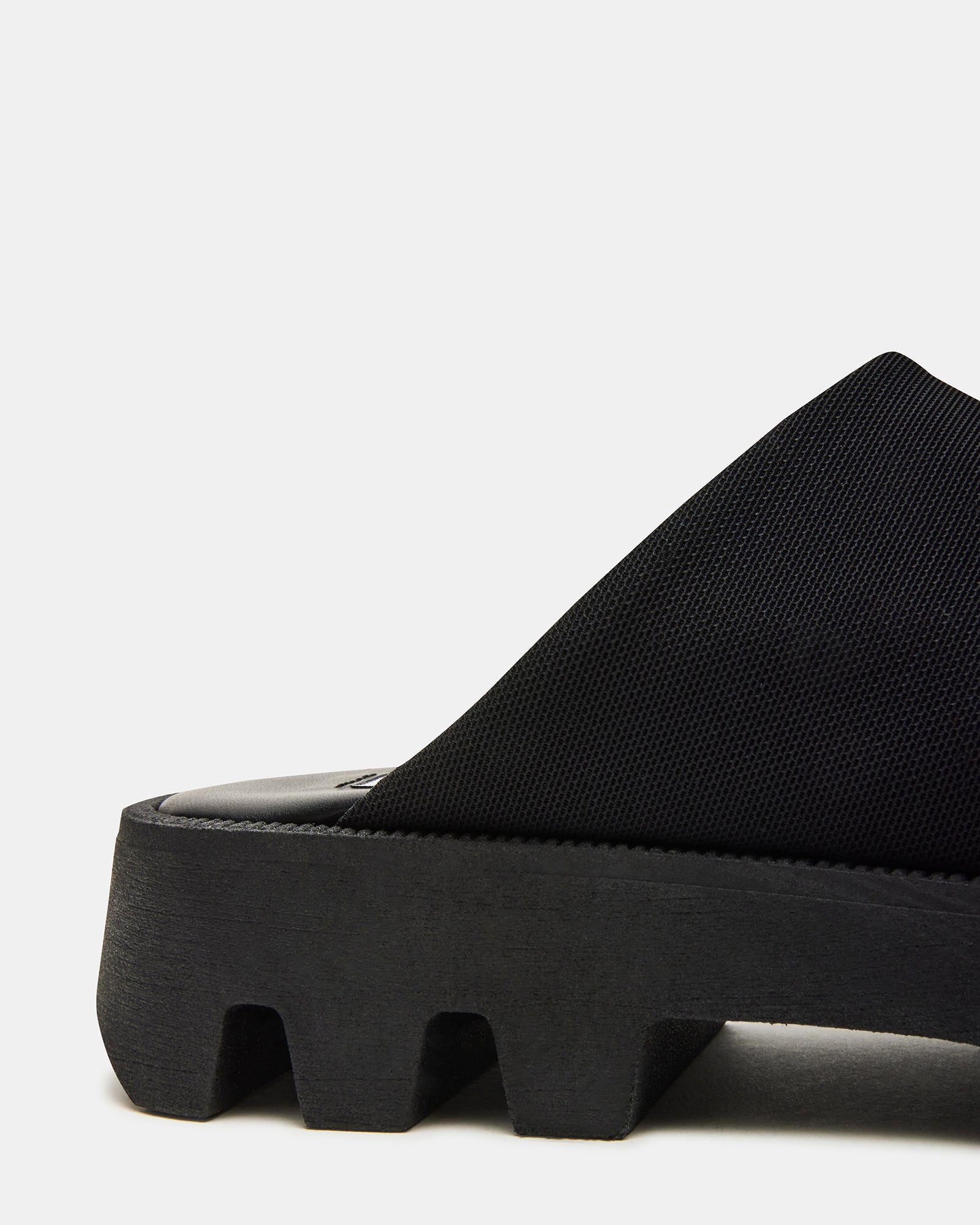 ASTRID BLACK - Image 3