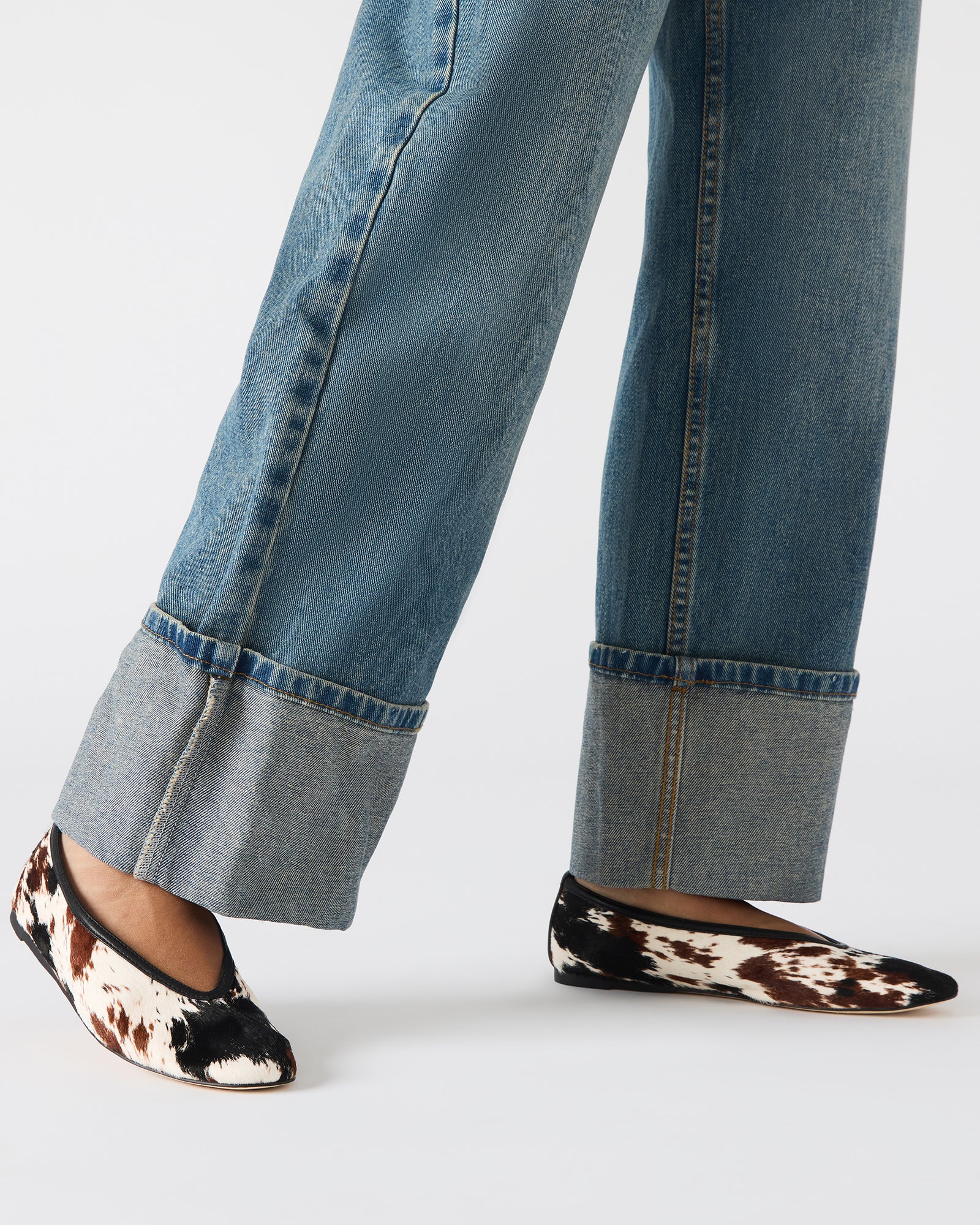 LENI BROWN COW PRINT - Image 2