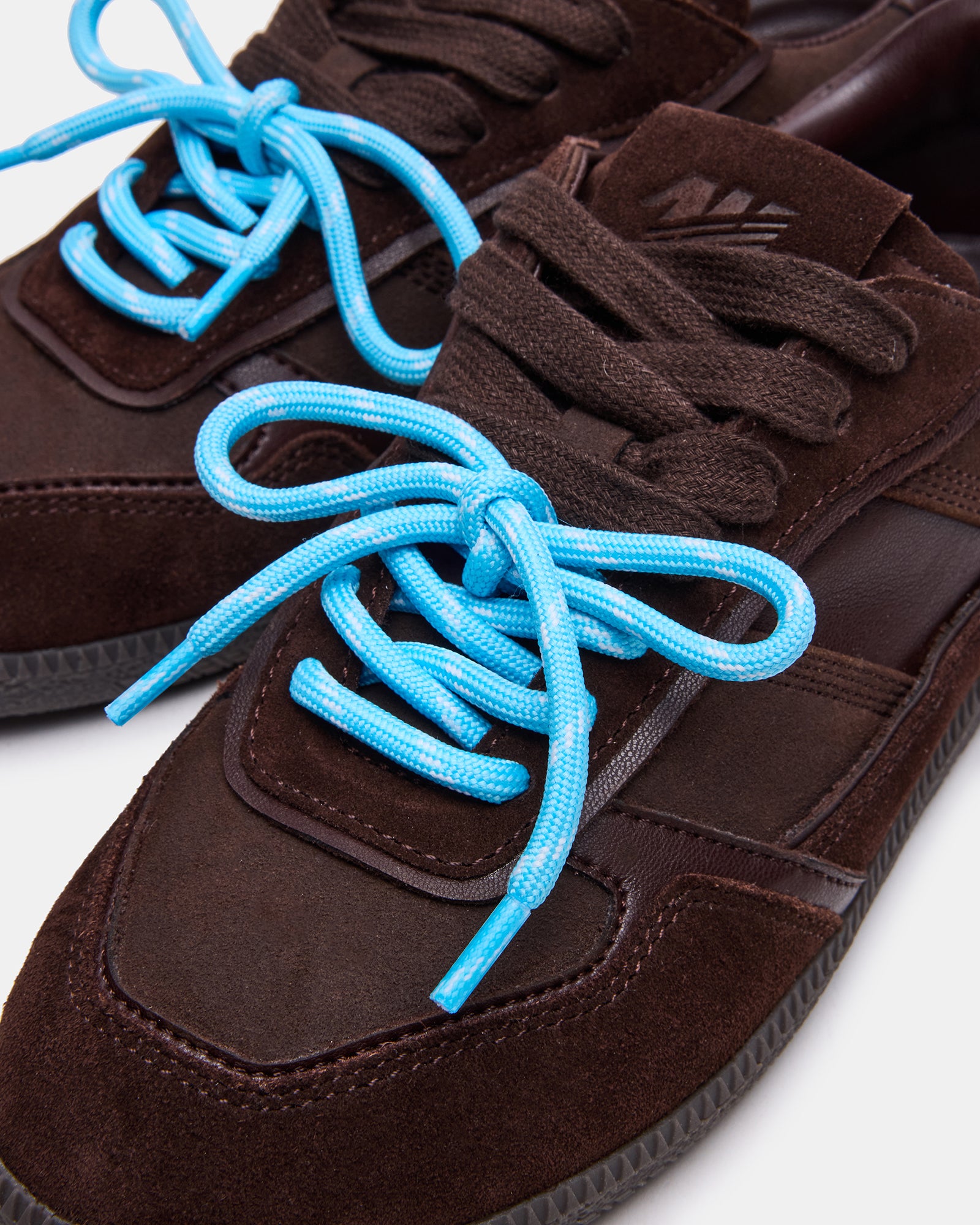 SPORTY BROWN - Image 3