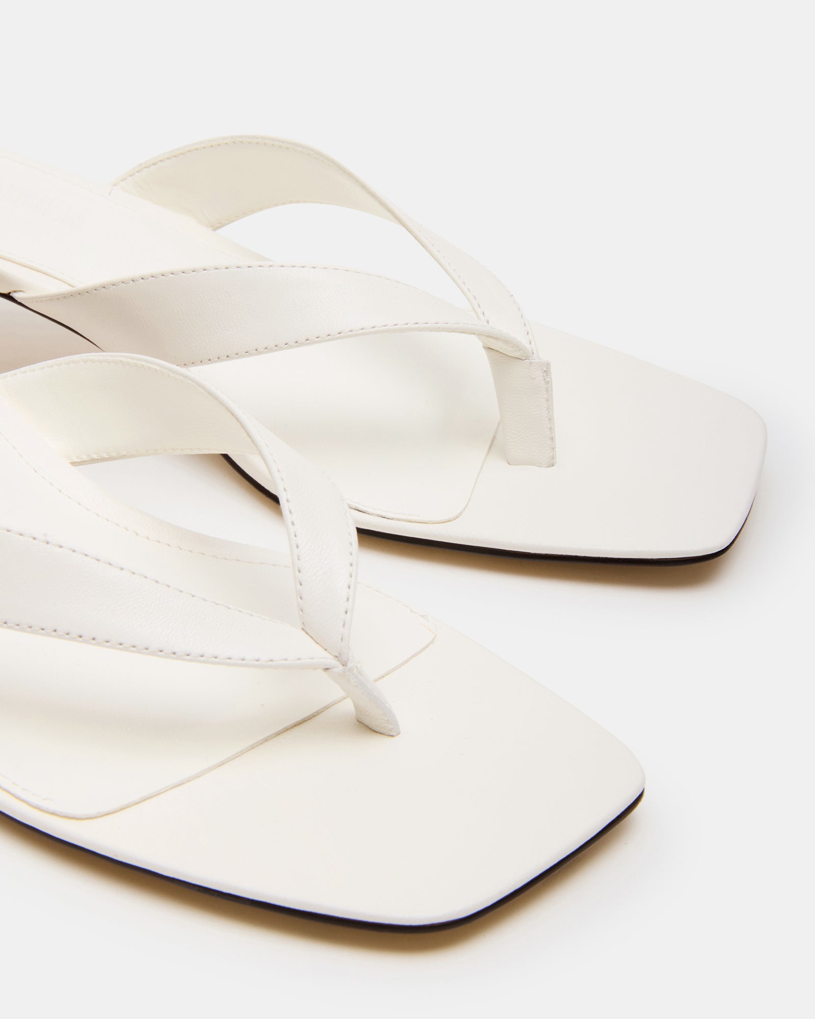 TRACIE WHITE LEATHER - Image 4