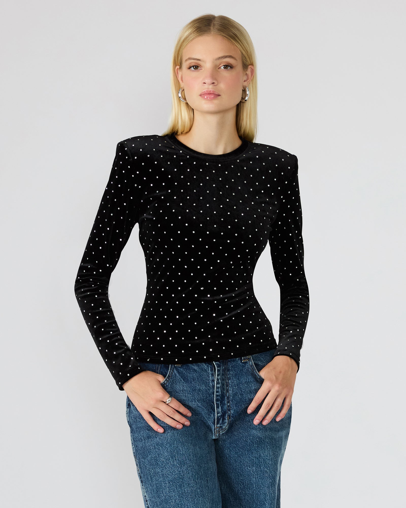 MADILYN STUDDED VELVET TOP BLACK - Image 2