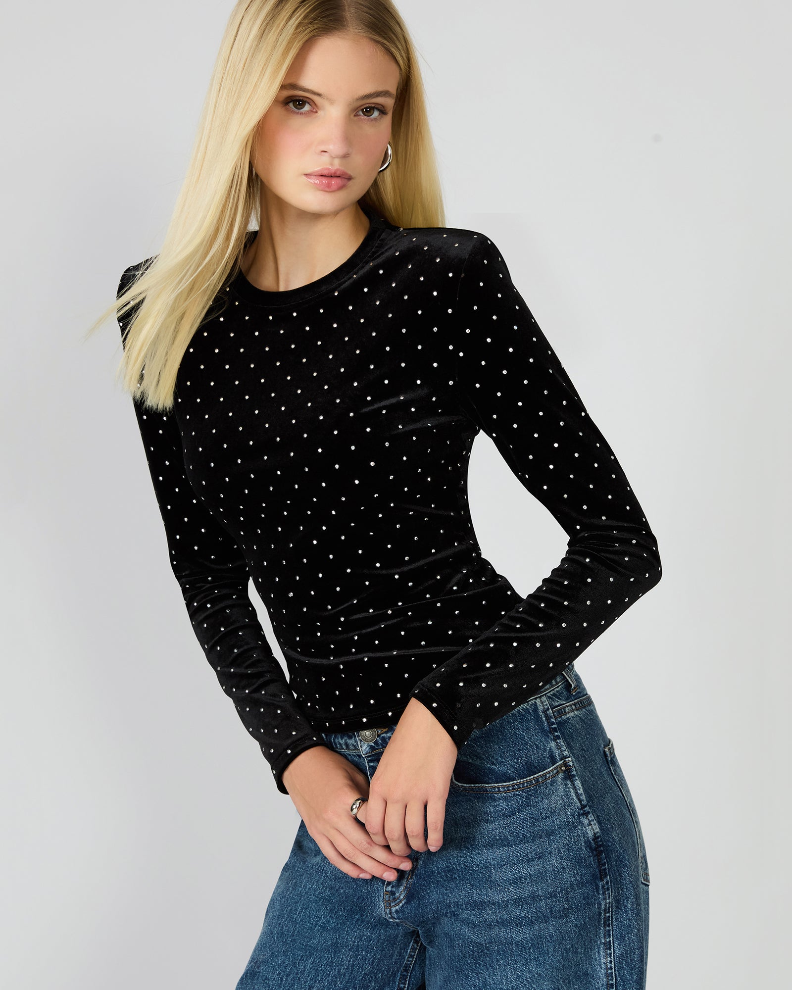 MADILYN STUDDED VELVET TOP BLACK - Image 5